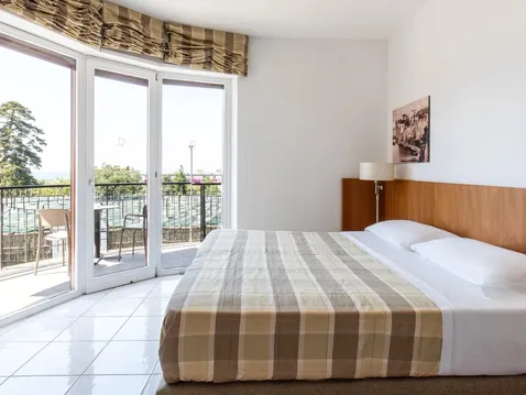 Rota Suites · Sorrento-4