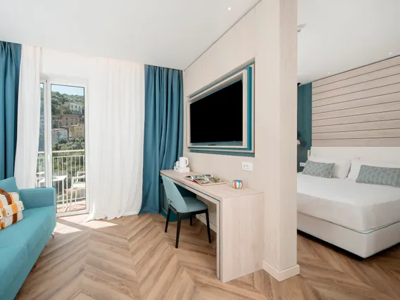 Image of Hotel Tirrenia · Sorrento