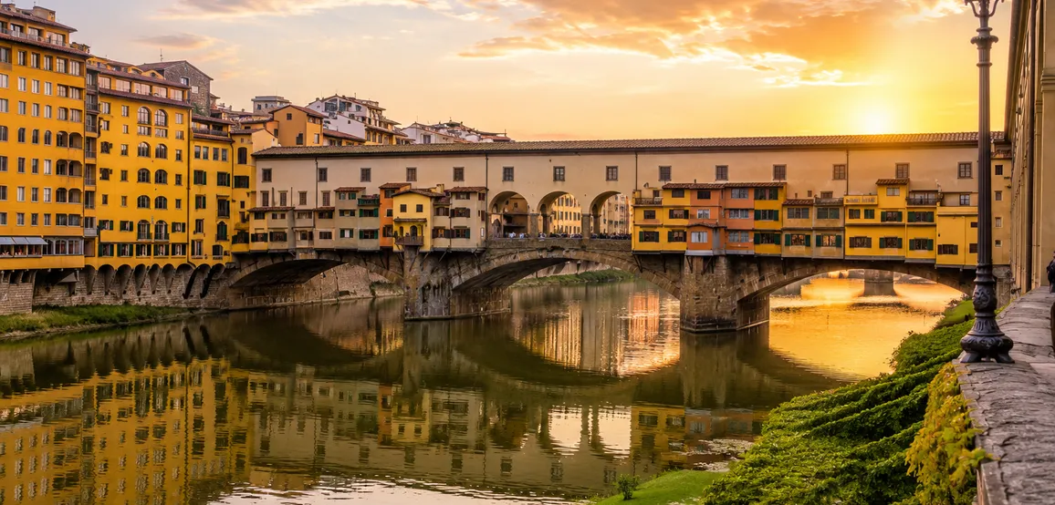 Italy in essential chapters