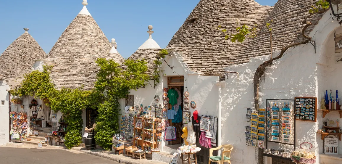 Puglia. Coastal beauty and historic charm